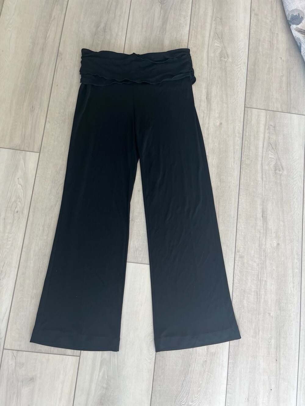 EDIKTED Wide Leg Foldover Pants (Women)